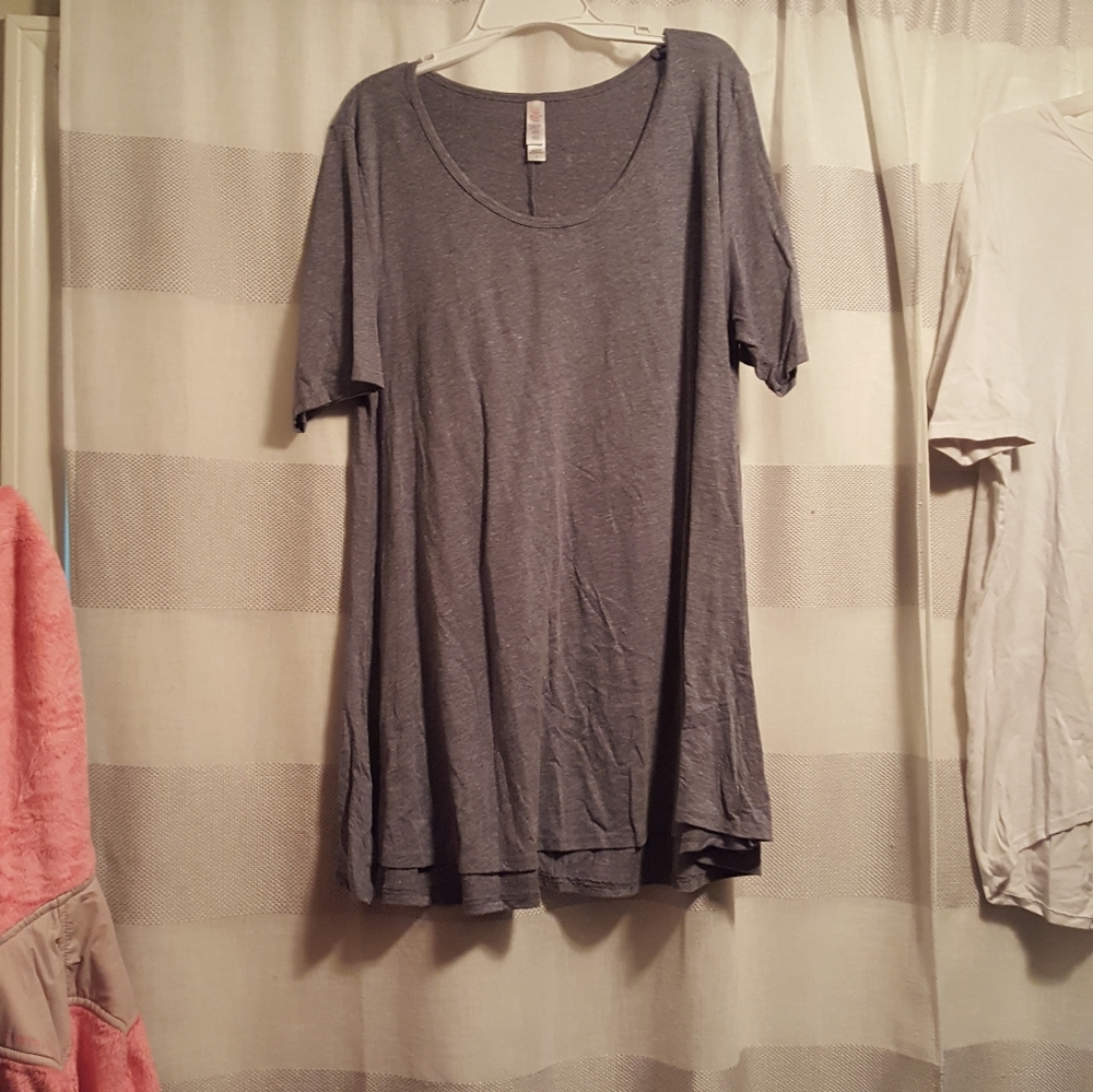 Lularoe shirt